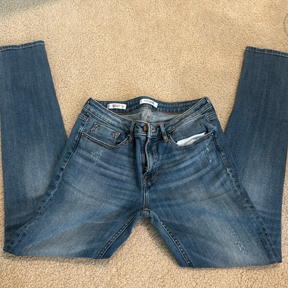 Medium Wash Skinny Jeas